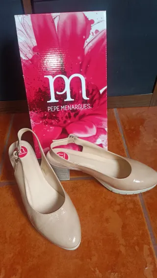 Zapatos 40 Pepe Menargues Beige