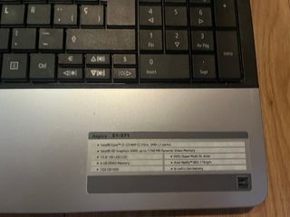 Acer 6GB RAM 750GB HDD Windows 8