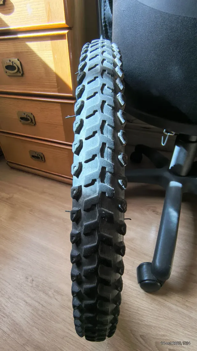 Cubierta Bici 20 Btwin