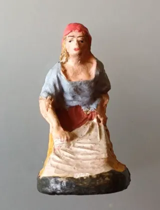 Statuina Presepe Lavandaia in gesso vintage 6 cm