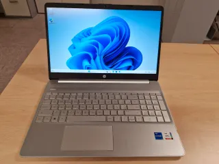 Ordenador Portátil HP Plata i5 Gen 11