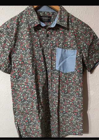 Camiseta Pull&Bear Estampada Floral Talla S