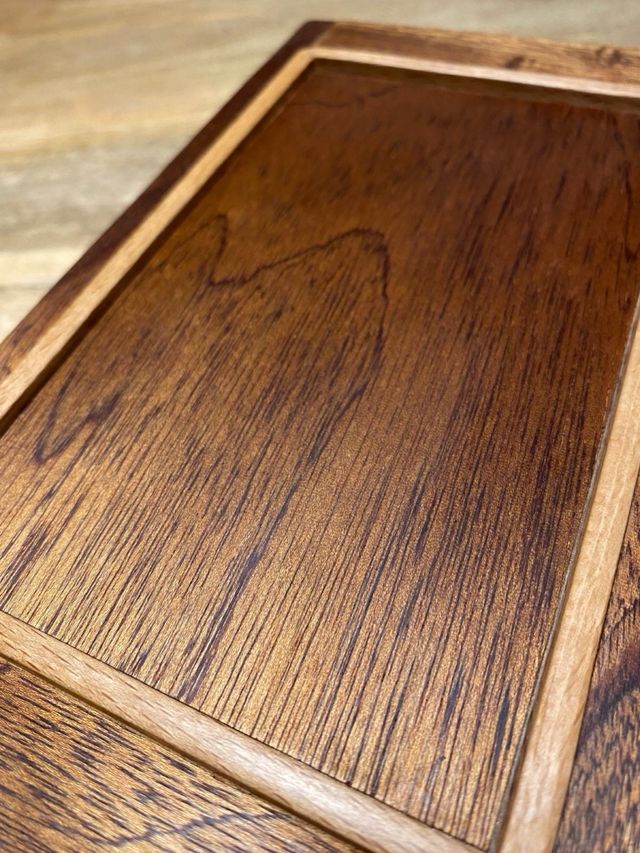 Caja artesanal de madera diseño único