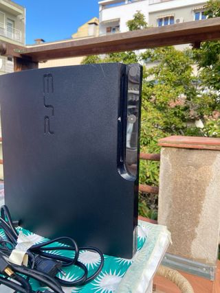 Consola PS3 Slim 320GB + Mando + Juegos