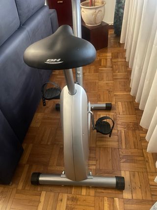 Bicicleta Estática BH Fitness ASTRA