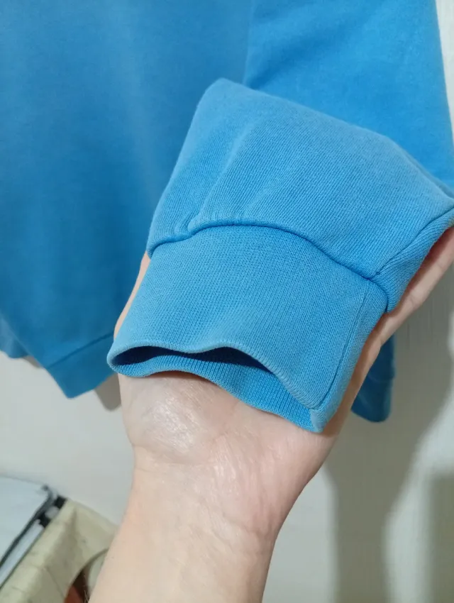 Felpa Adidas Vintage Blu
Logo S ricamato