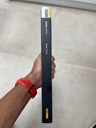 Civil War-Marvel Deluxe