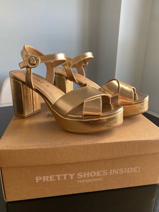 Sandalias Marypaz Tacón Plataforma Doradas