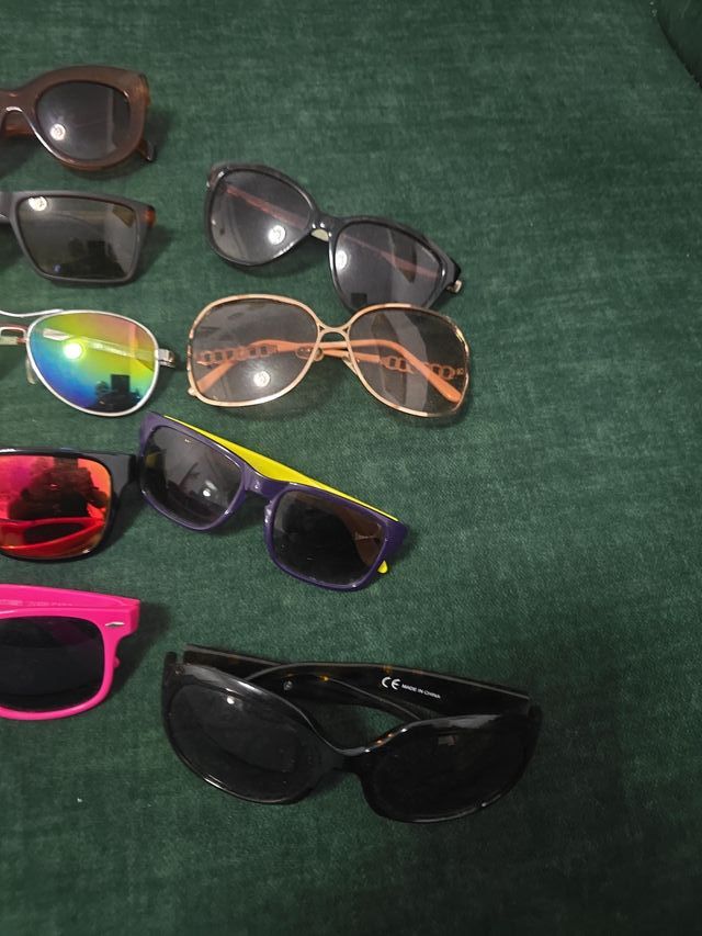 Lote de 9 gafas de sol 15€
