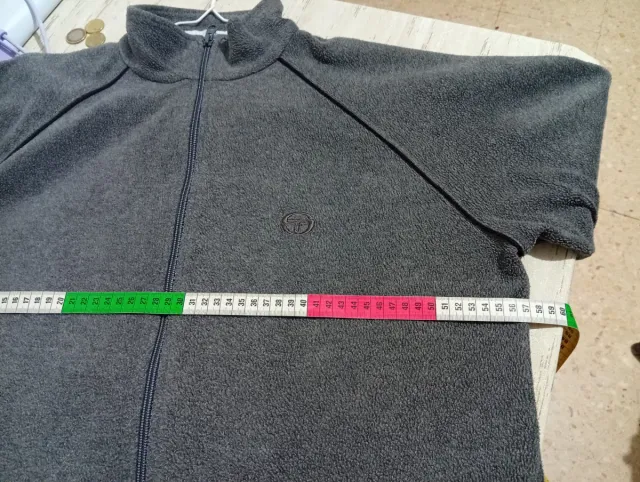 Felpa Sergio Tacchini grigia
Taglia L 