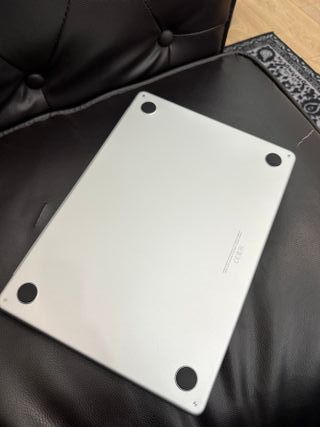 MacBook Air 13 M3 256GB con Garantía