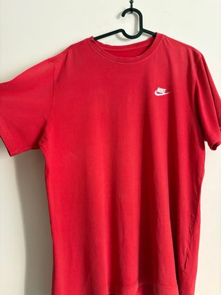 Camiseta Nike Roja Talla M