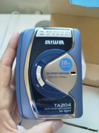 Walkman Aiwa HS-TA204 Radio Cassette