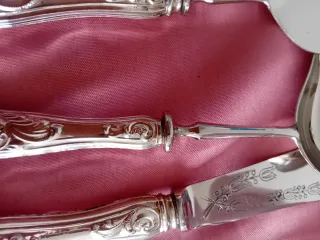 Set posate placcati  in  argento  800