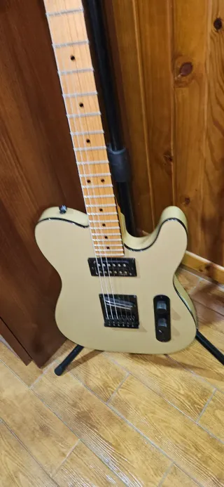 Squier Telecaster Guitarra 

