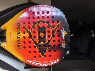 Pala de pádel Dunlop
