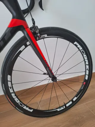 Ruote per bici da strada in carbonio 