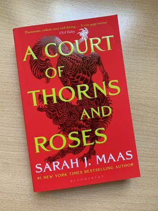 Court Of Thorns & Roses