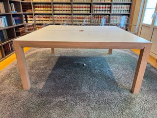 Tavolo quadrato in rovere massello