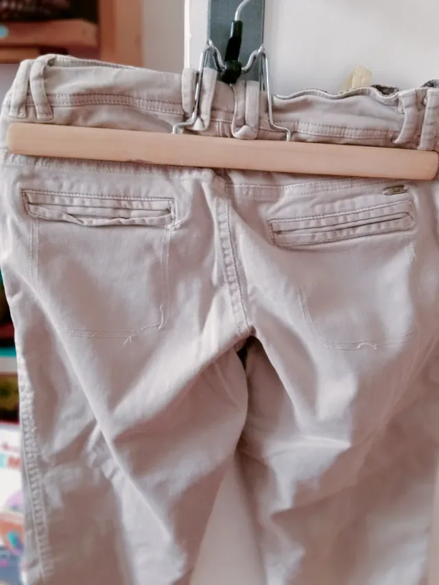 Pantalón beige 9-10 años