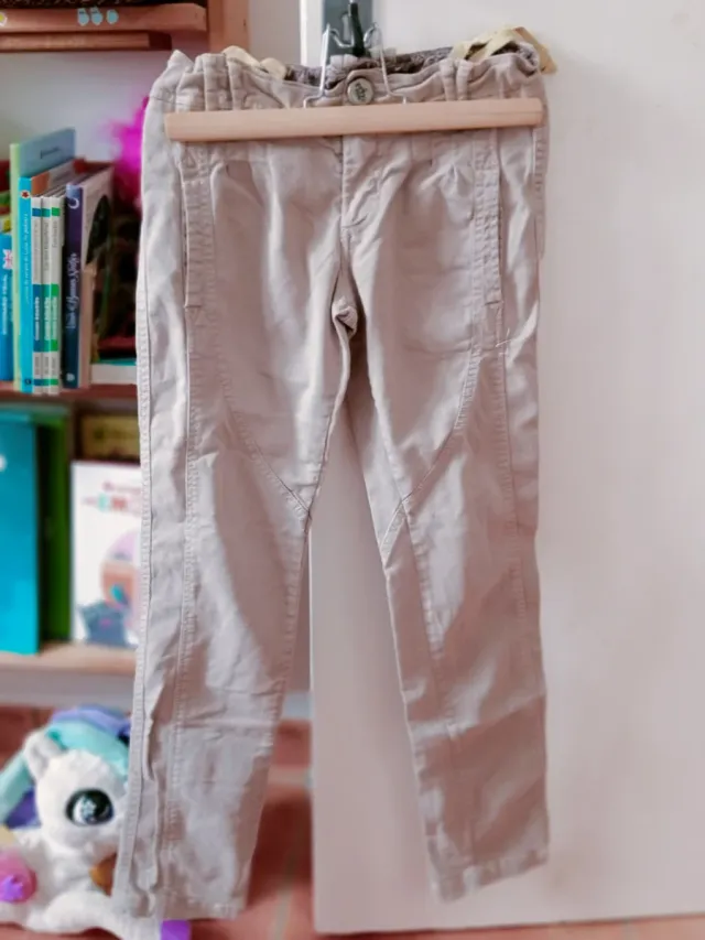 Pantalón beige 9-10 años