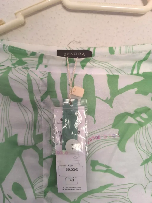 Falda Zendra Verano Flores Verdes Sin Estrenar