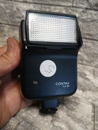 Contax TLA 30 Flash