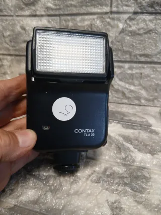 Contax TLA 30 Flash