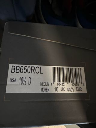 Zapatillas New Balance B 650
Blanco Naranja