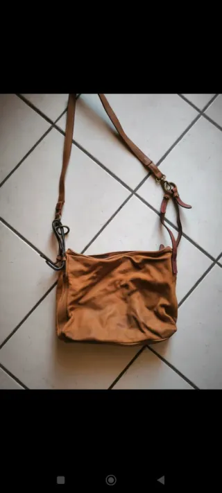 Borsa tracolla pelle scamosciata marrone