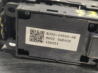 MANDO ELEVALUNAS DELANTERO IZQUIERDO LAND ROVER R