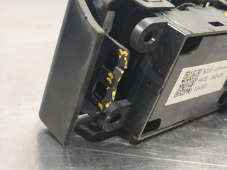 MANDO ELEVALUNAS DELANTERO IZQUIERDO LAND ROVER R