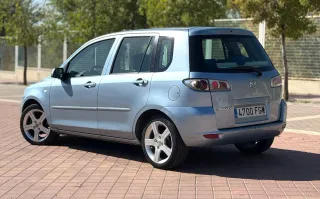 Mazda 2 2007