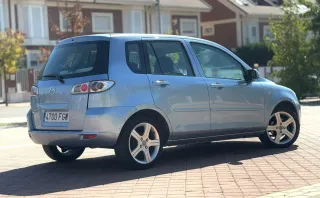 Mazda 2 2007