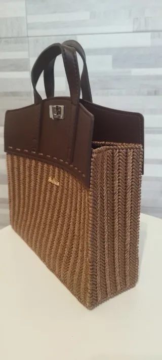 Borsa fatta a mano marrone