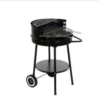 Barbecue in acciaio con ruote