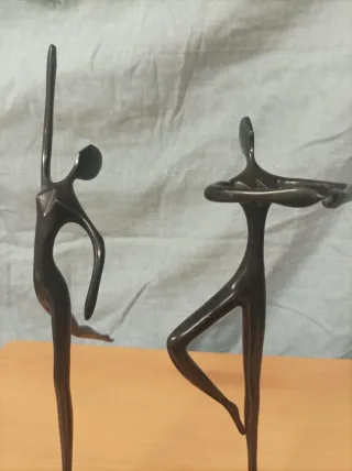 Statue di ballerine nere (2 pezzi)