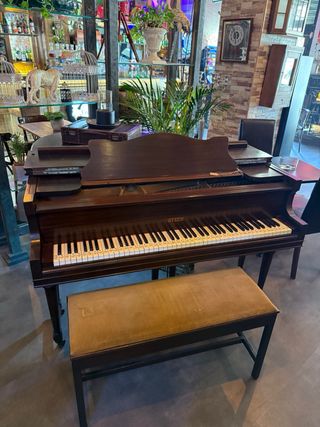 Piano Steck Marrón