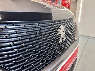 PEUGEOT 2008 ACTIVE BLUEHDI 110CV