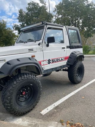 Suzuki Samurai 1990
