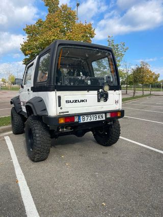 Suzuki Samurai 1990
