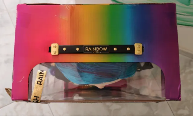 Bambola Rainbow High