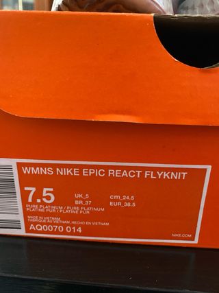 Nike Epic React Flyknit Beige/Gris