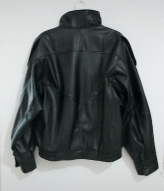 Cazadora Zara efecto piel viral YSL XS