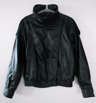 Cazadora Zara efecto piel viral YSL XS