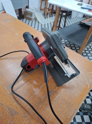 Sierra circular Einhell Bosch