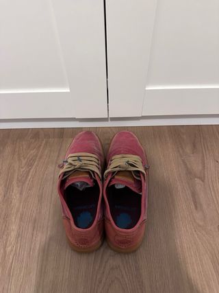 Zapatillas Satorisan rosas/rojas