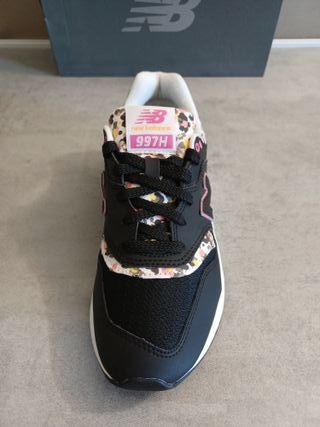 New Balance 997H Talla 37.5