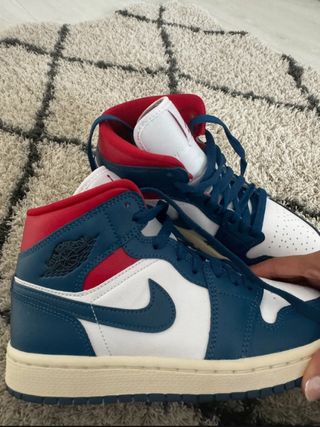 Nike Air Jordan 1 Mid Azul Rojo Blanco