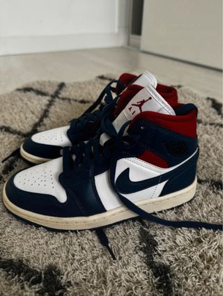 Nike Air Jordan 1 Mid Azul Rojo Blanco